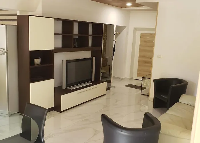 Art Gallery 2 Apartment *